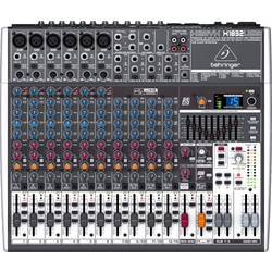 BEHRINGER XENYX X1832USB - Микшер