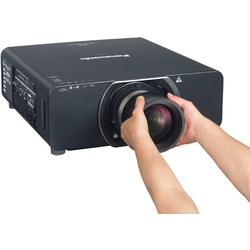 Panasonic PT-DZ13KE - Проектор (без объектива) 3DLP, 12000 ANSI Lm, WUXGA (1920 x 1200), 10000:1; 16:10; SDI IN1 BNCx1